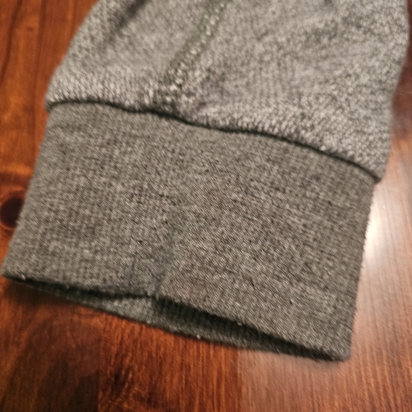 American Eagle Outfitters Vintage hooded jean jacket. Size small - Picture 3 of 5